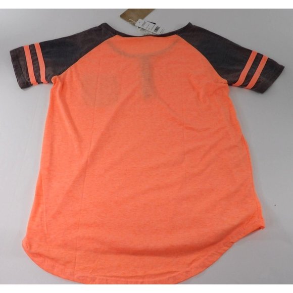 Women's Three Button Short Sleeve Pull Over Tee Pink and Gray size Large NWT - Picture 4 of 4